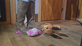 Boot and frilly sock trample