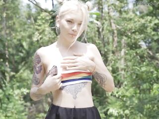 Excited teen sucks large cock in the forest. Karneli Bandi