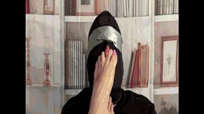Foot control: No right to inhale SD