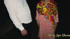 Desi Couple's Late Night Outdoor Sex Tape with Kulhad Pizza in Hand