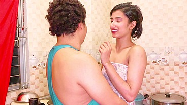 Sistya - gorgeous amateur couple sex at home