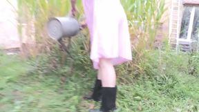 pee with wellies - wmv 1080p