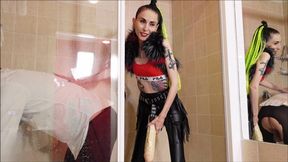 "Red Manga Room" - Pegging in The Tub (Italian Language)