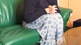 Ich muss vor Ihm Masturbieren, der alte notgeile Sack