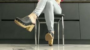 Toe tapping in wearing shoes with wooden soles MP4 HD 720p