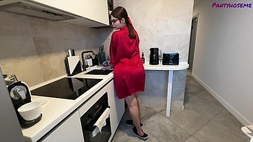 Alisha Wearing Tan Pantyhose Gives Headjob POV In Kitchen