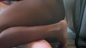 My Human Gaming Chairs Balls Get Clipped