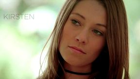 Nerdy real estate agent Kirsten Lee yearning for client´s cock