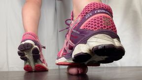 A Shoejob in well worn Asics sneakers - CBT, Shoejob, spitting and cockcrush in Asics Cummulus sneakers - multi - 4k