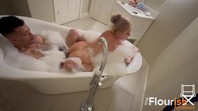 bubble bath time with veronica cruz and dexxx blue