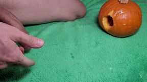 i fuck a wet pussy and a pumpkin. what is better
