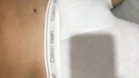 homem de maos grande e piroca cabecuda de cueca branca