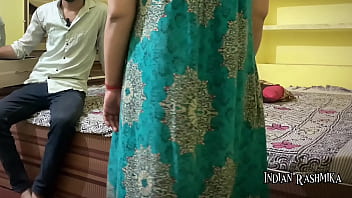 Desi Bhabhi was Alone at Home &amp_ Devar ji banged her Pussy Hardly Hot indian video with Hindi Audio..