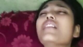 New Girlfriend Ki Boyfriend First Time Chudai Kari Ghar me Real Homemade Sex Viral Vi