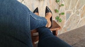 Pronounced bows on stiletto heels (1)