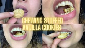 CHEWING STUFFED VANILLA COOKIES