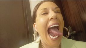 BIG MOUTH AND BIG TONGUE