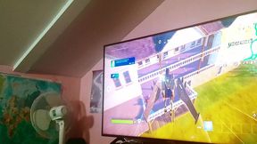ariel ortiz is surprised because his stepbrother is in his room playing the console. it s an excuse, since he has liked her for a long time, so they play together in bed