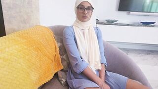 Cant believe i creampie my hijab step mom
