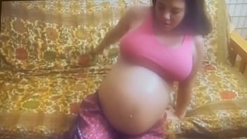 Extra Large Expectant Tracy Jordan's Intense Belly Rubs: Extended XXX Edition