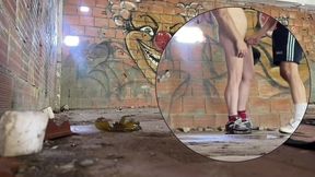 2 amateur boys caught cruising and having quick fun in an abandoned building