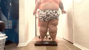 Ivy Davenport: December 2022 Weigh In - MP4 sd
