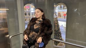 Public Blowjob on Road and Restroom - Risky!