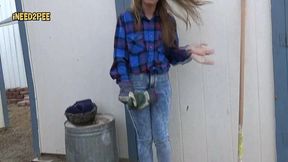 cheyenne jewel pisses her skintight jeans