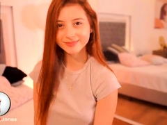 Hot amateur webcam teen masturbates for their fans
