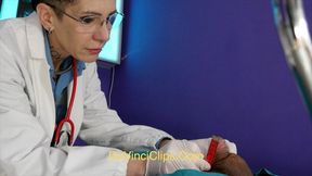 Giada Da Vinci professionally visits and rates a micro cock in the medical room with medical check, uniforms, small penis humiliation, cock rating, medical visit
