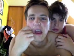 Kinky amateur twinks play out their gay fantasies on webcam