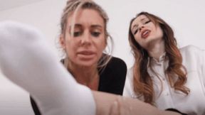 l'invidia di Eleonore, la caviglia di Rose non puo' restare integra (WMV) - Eleonore's envy, Rose's ankle cannot remain intact (WMV)
