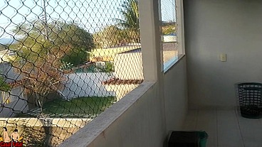 I taped my wife showing her tits on the balcony for delivery guys