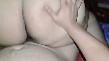 SAUDI bbw get fucked by her poor MOROCCAN driver in his shitty appartement 1