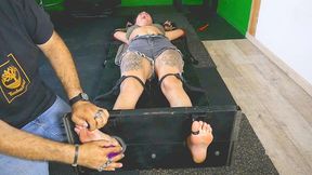 THE TICKLER EXPLORES LYV'S MOST TICKLISH SPOTS - HD WMV