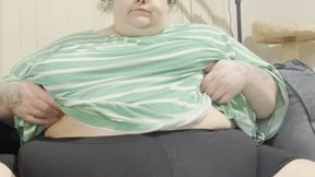 SSBBW Strips, Shakes Ass & Plays with All her Fat!