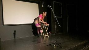 dice game live kink performance
