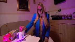 Teacher gets fat at homeschooling MP4