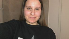 My first piss video, German BBW Teen Lisa2001 pissing