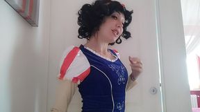 very vulgar snowhite, not a real princess