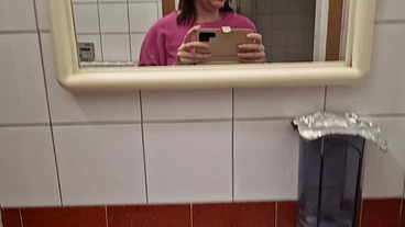 Big Pee in a Very Dirty Public Toilet 4K