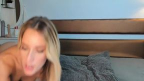 Mia Bee Private Show
