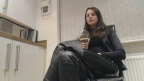 Contract for some loser (AVI)