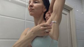 Shave armpits 3 days in row