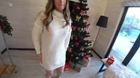 Naughty&#x1F608; Brunette Got Christmas Wishes Fulfilled for Raw Threesome - Anny Walker
