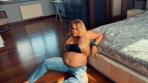 Chubby teacher after overeating MOV