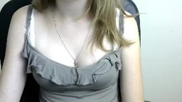 Beauty Livonia Chatting for Entire Show
