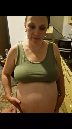 Pregnant Saskialove gets multiple facial and abdominal insemination in 9 months