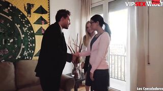 VIP SEX VAULT - Gigantic Titted Romanian Bombshell Julia De Lucia Getting Hard Screwed In FFM three Way