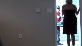 Naughty Housewife Gives Pizza Guy a Show